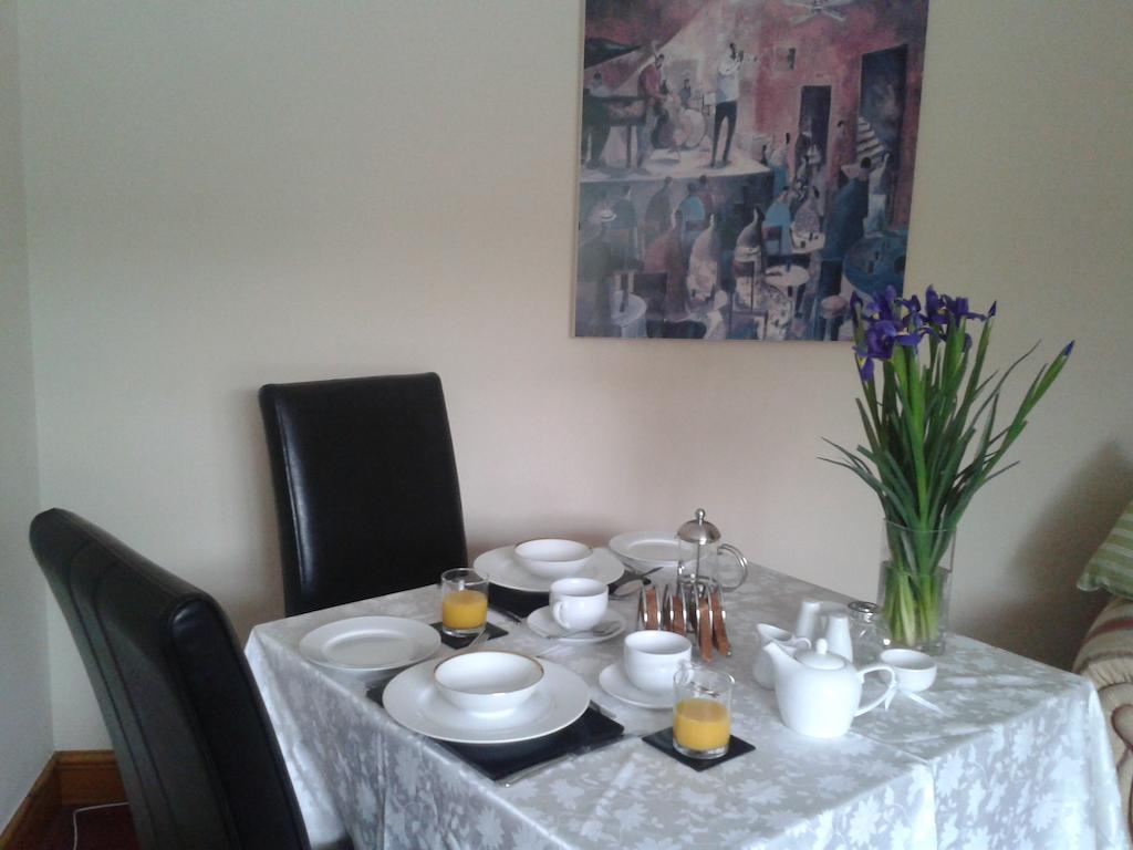 Manor Garden Lodge Wirral Esterno foto